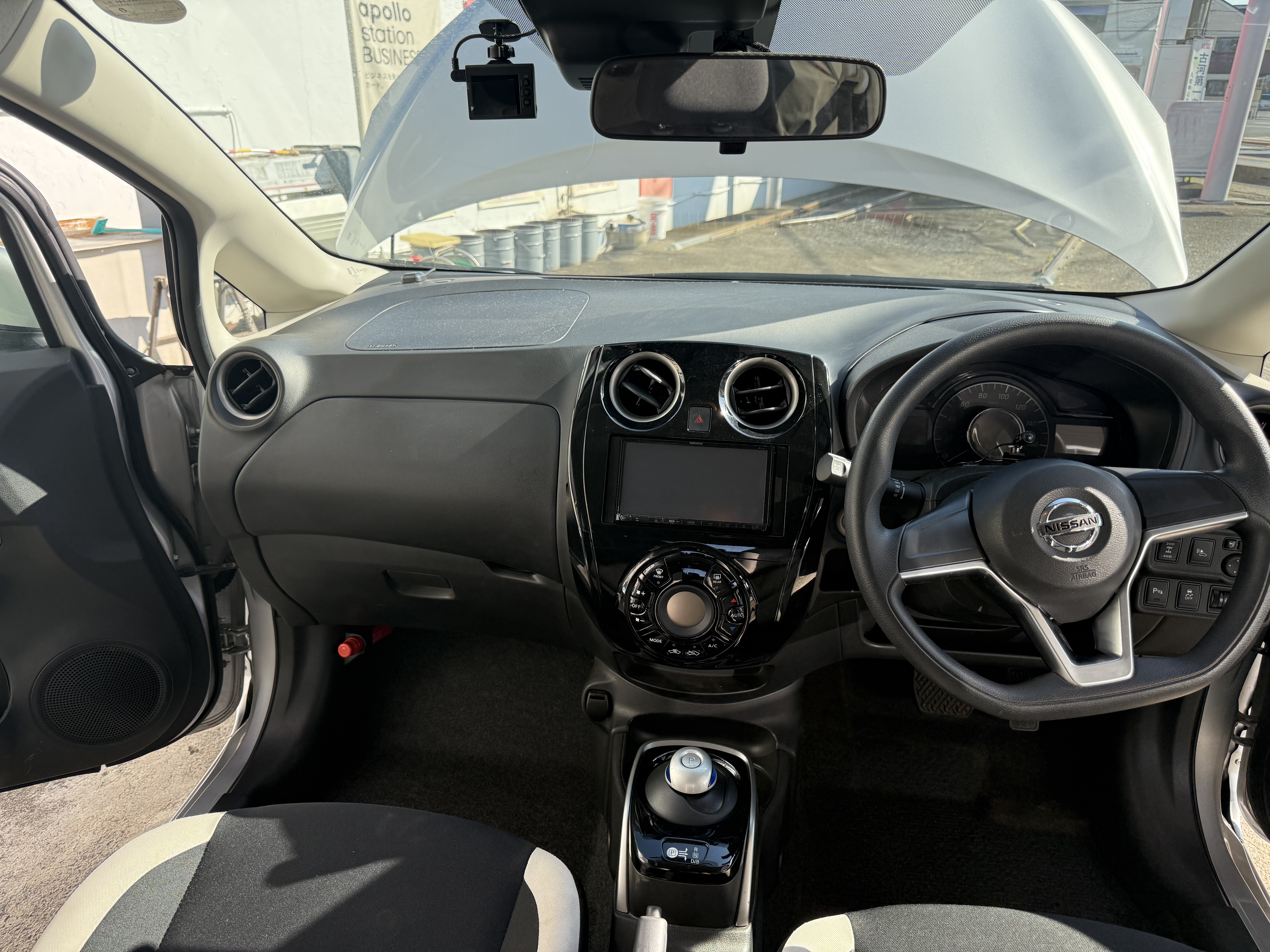 نيسان نوت - 12